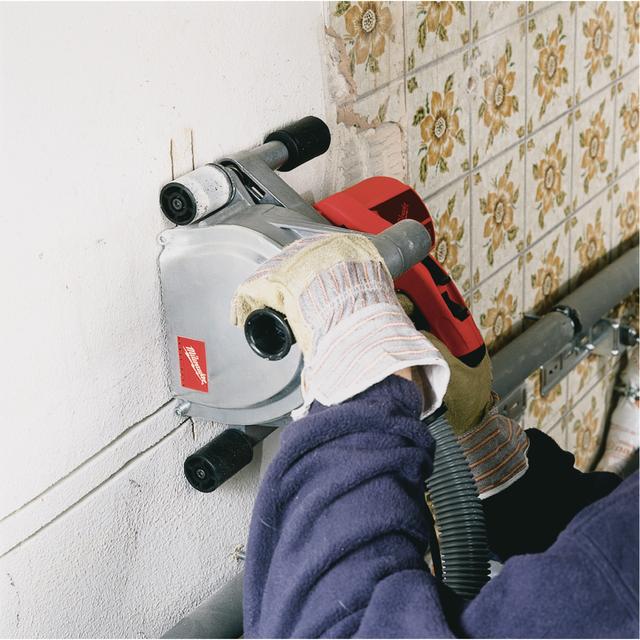 Milwaukee WCS45 Mauernutfräse