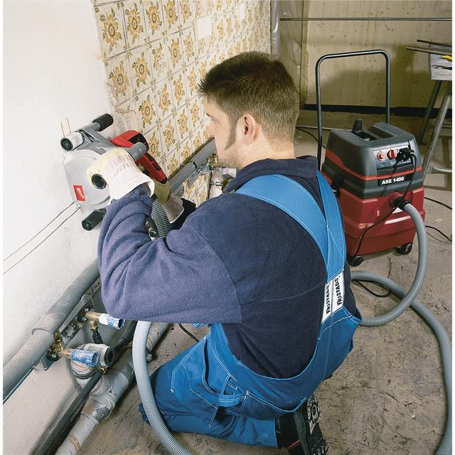 Milwaukee WCS45 Mauernutfräse