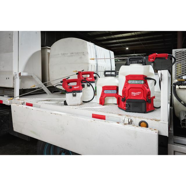 Milwaukee M18BBPFP2-0 M18 Switch Tank Akku-Rucksack-Sprühgerät