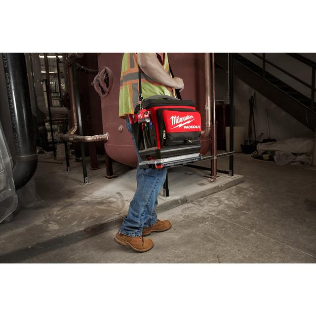 Milwaukee PACKOUT Jobsite Kühltasche 250 x 400 x 400 mm