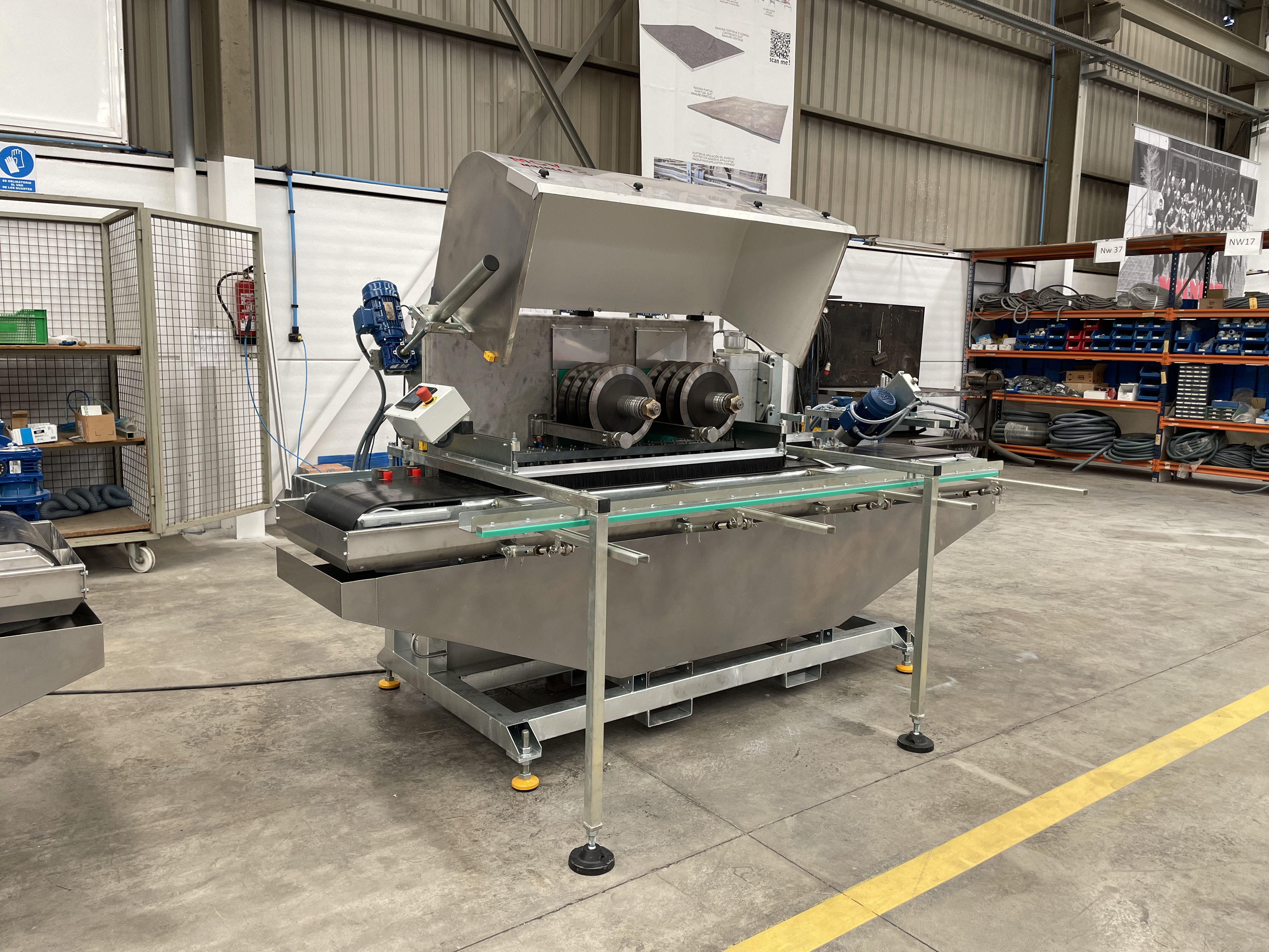 Maincer Sockelschneid- und Profiliermaschine MCV 400/i2RB