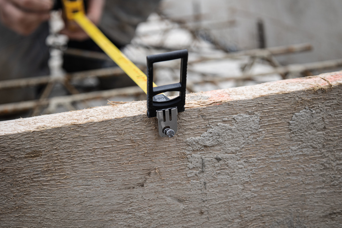 STABILA Kapselbandmaß LBM 2000 FIBREGLASS, 20 m, Glasfaser-Messband mit metrischer Skala und Knickschutz, Universalhaken, bruchsichere Kapsel, MID-Genauigkeit