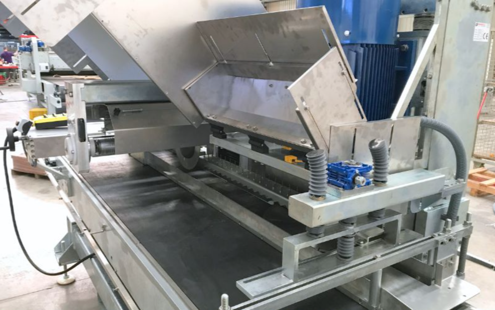 Maincer Schneidmaschine für Klinker-Riemchen und -Eckwinkel MCN-700/2L