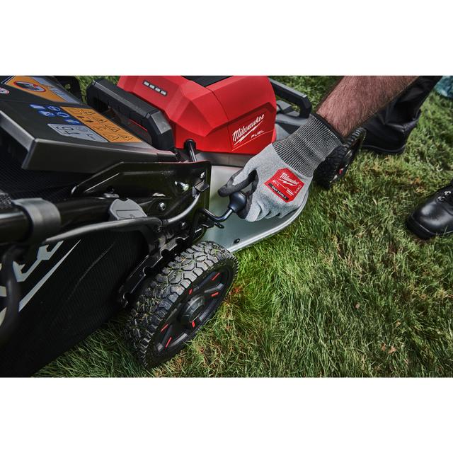 Milwaukee M18F2LM46-0 	
M18 FUEL Akku-Rasenmäher 46 cm
