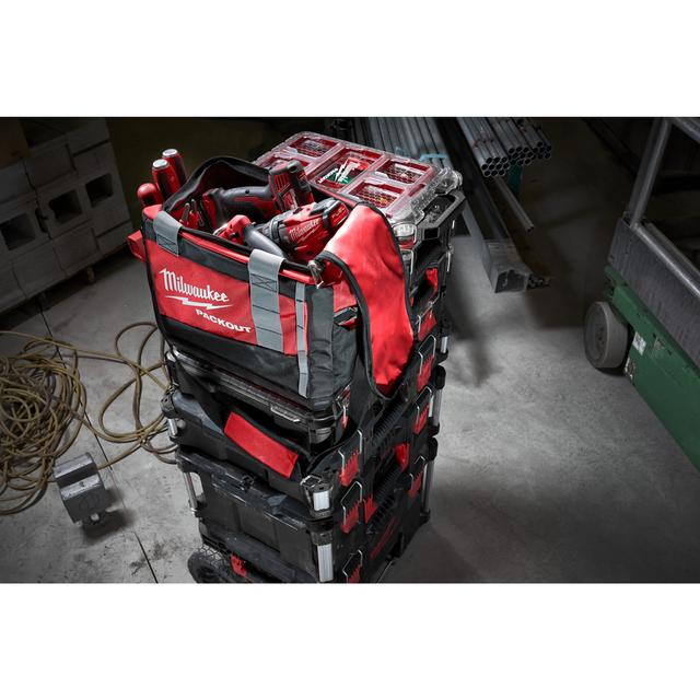 Milwaukee PACKOUT Arbeitstasche 250 x 400 x 300 mm