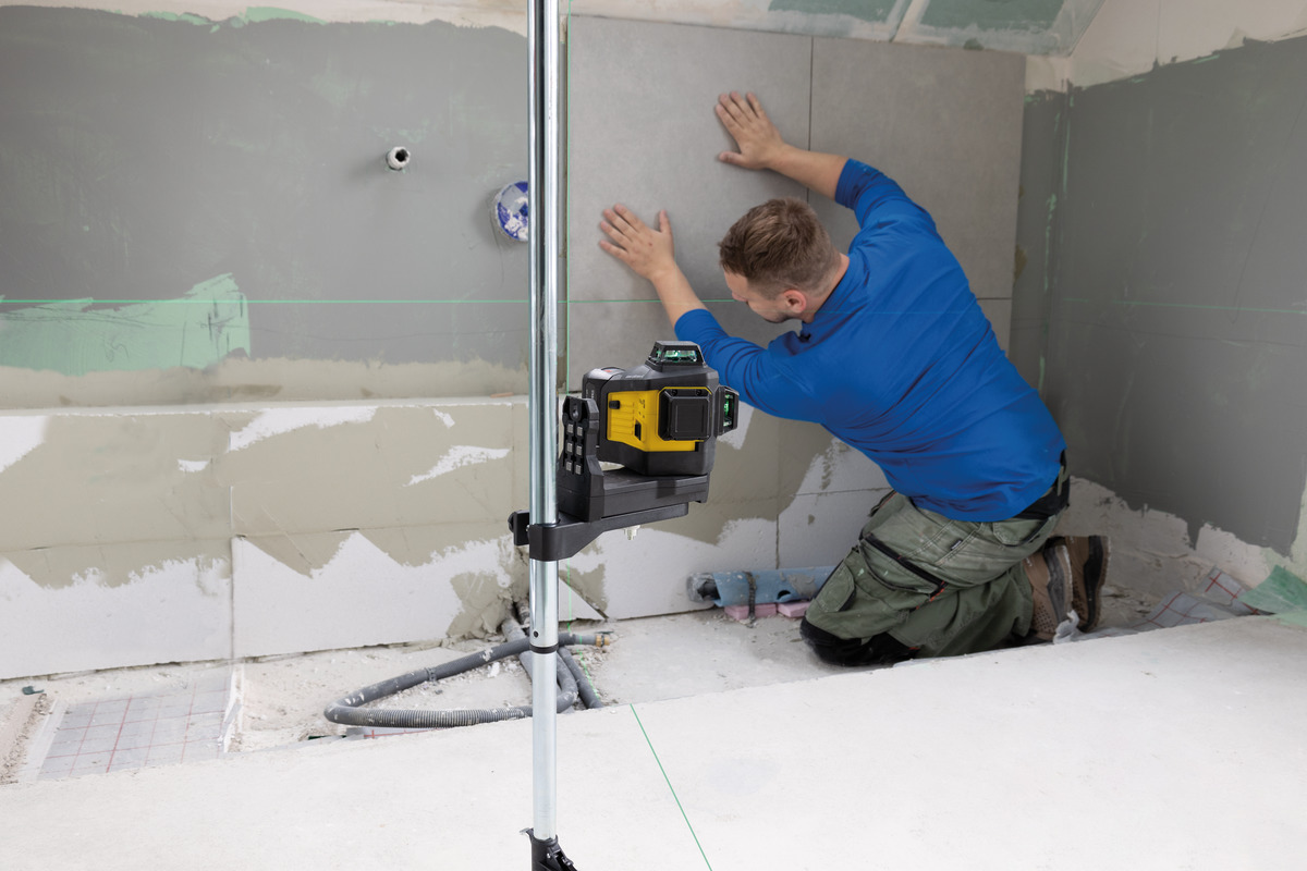 STABILA 12-V-System Kreuzlinienlaser LAX 600 G, selbstnivellierend, 3 x 360° grüne Laserlinien, max. Reichweite: 40 m, Tragekoffer, Universal- und Wandhalterung (ohne Akku und Ladegerät)