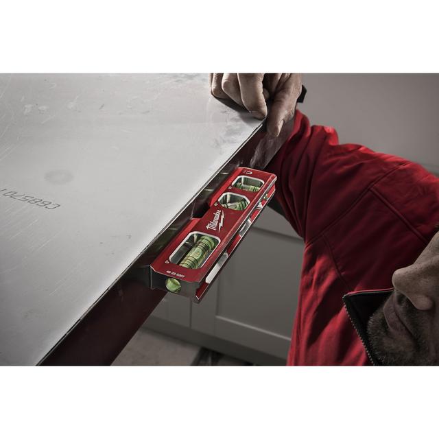 Milwaukee Wasserwaage Torpedo kompakt 45° 17 cm lang magnetisch