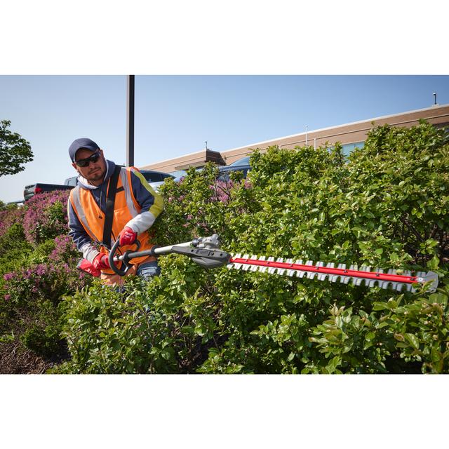 Milwaukee M18FHETE22-0 M18 FUEL Akku-Stabheckenschere 216 cm