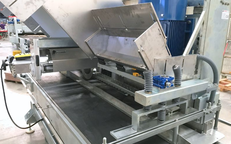 Maincer Schneidmaschine für Klinker-Riemchen und -Eckwinkel MCN-700/2L
