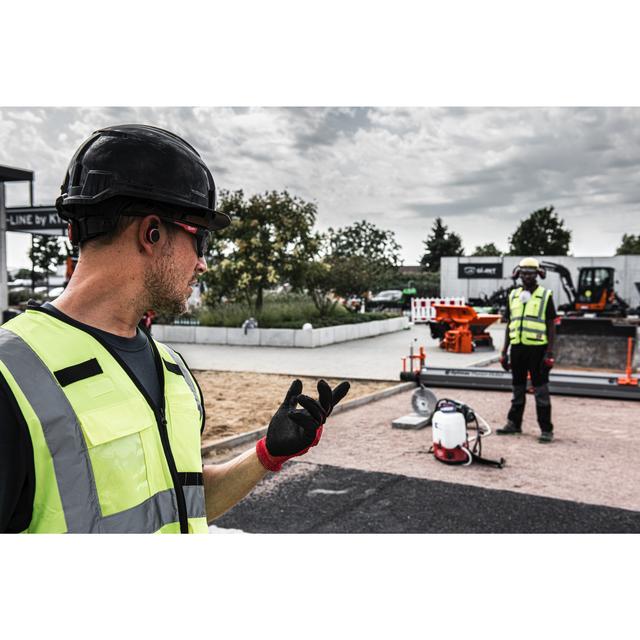 Milwaukee L4RLEPB-301 USB Bluetooth Gehörschutz inkl. L4B3 RED LITHIUM Akku u. Ladekabel