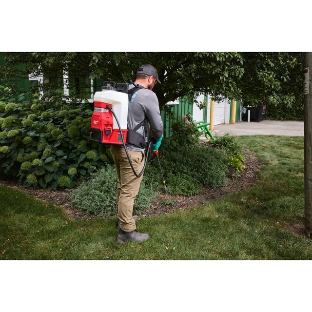 Milwaukee M18BBPFP2-0 M18 Switch Tank Akku-Rucksack-Sprühgerät