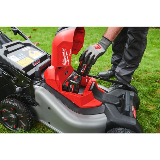 Milwaukee M18F2LM46-0 	
M18 FUEL Akku-Rasenmäher 46 cm