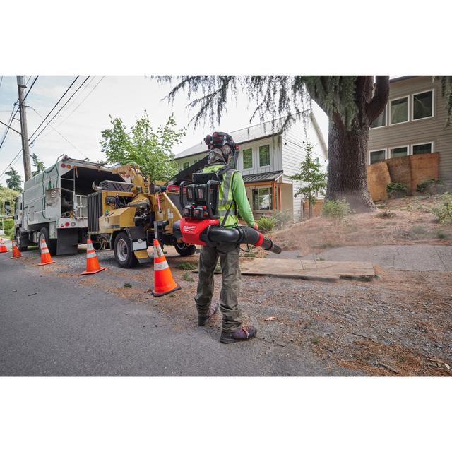 Milwaukee M18F2BPB-0 M18 FUEL Akku-Rucksackgebläse