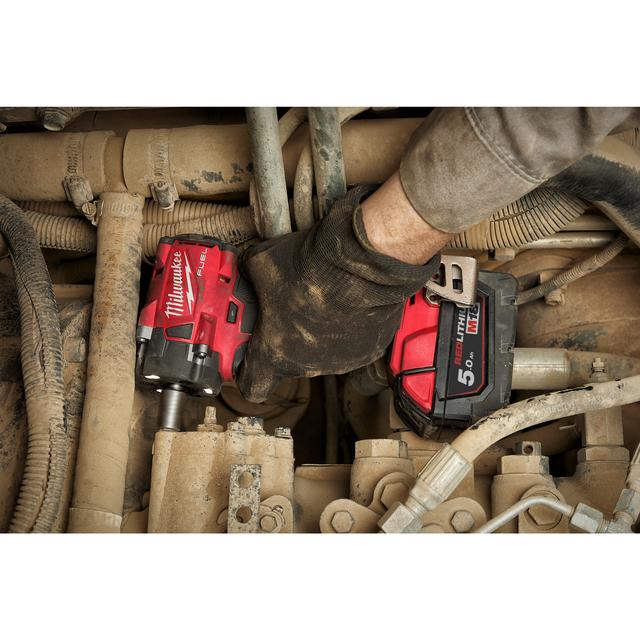 Milwaukee M18FIW2F12-0 M18 FUEL 1/2˝-Akku-Kompakt-Schlagschrauber Vierkant mit Sprengring