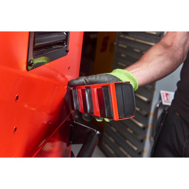 Milwaukee TOOLGUARD Servicewagen 102 cm / 40" rot