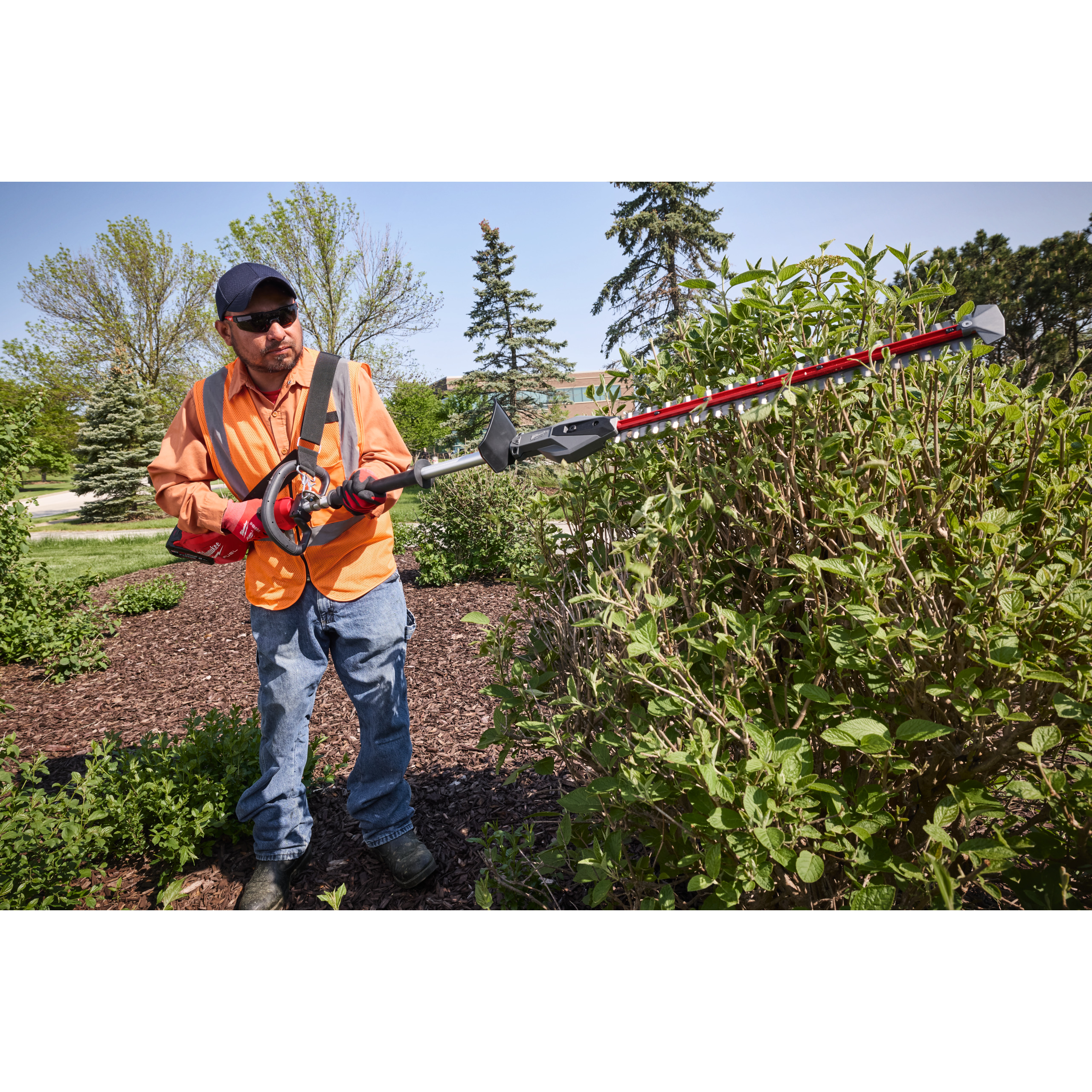 Milwaukee M18FHETSP-0 M18 FUEL™ Akku-Stabheckenschere 180 cm