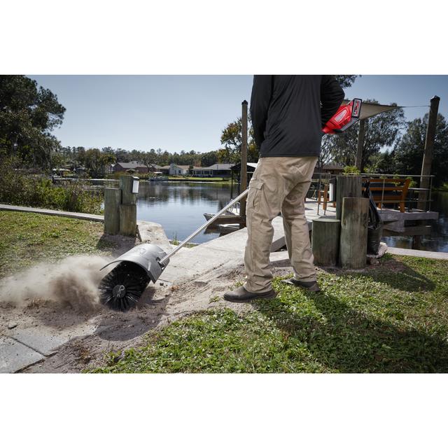 Milwaukee M18FOPH-BBA QUIK-LOK Kehrbürsten-Aufsatz