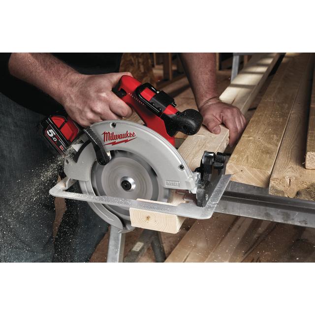 Milwaukee M18BLCS66-0X M18 Bürstenlose Akku-Handkreissäge