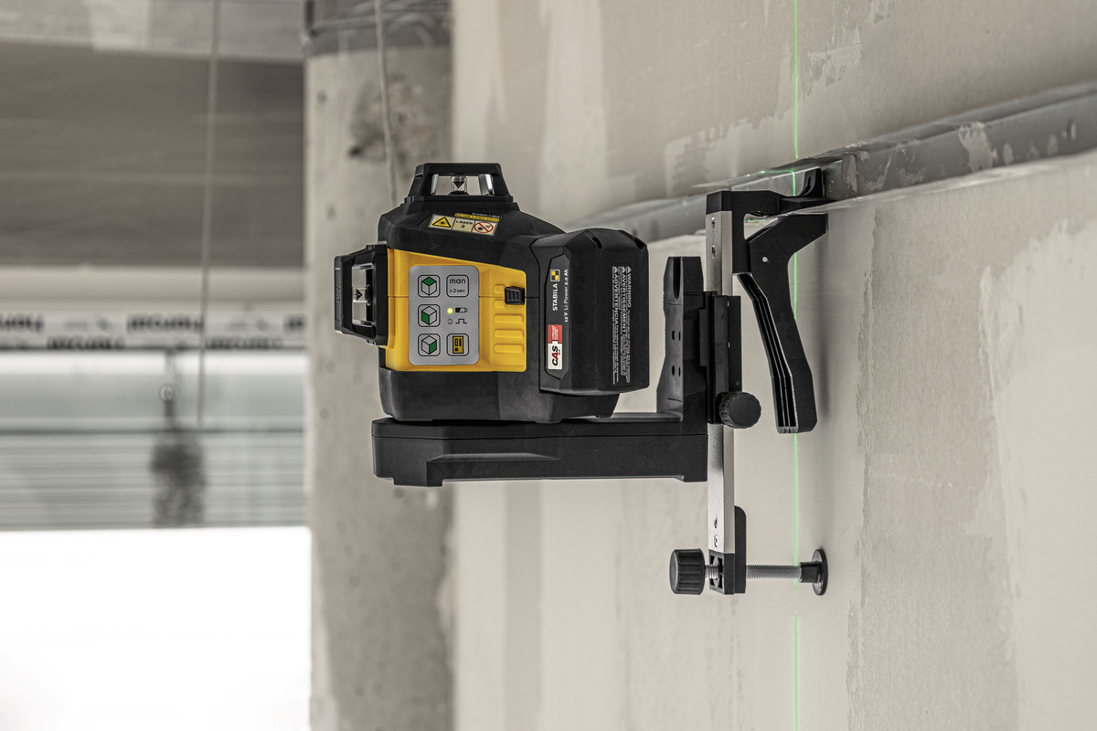 STABILA 12-V-System Kreuzlinienlaser LAX 600 G, selbstnivellierend, 3 x 360° grüne Laserlinien, max. Reichweite: 40 m, Tragekoffer, Universal- und Wandhalterung (ohne Akku und Ladegerät)