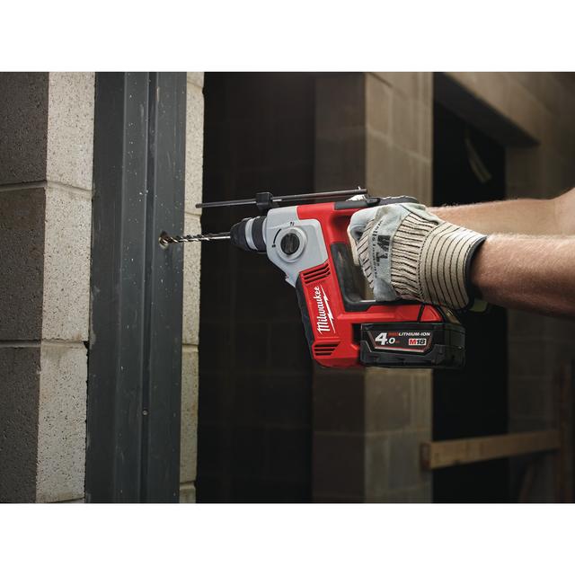 Milwaukee M18BH-402C AKKU-BOHRHAMMER