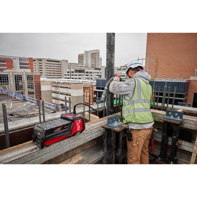 Milwaukee MXFCVHF-0 MX FUEL Akku-Hochfrequenzbetonverdichter