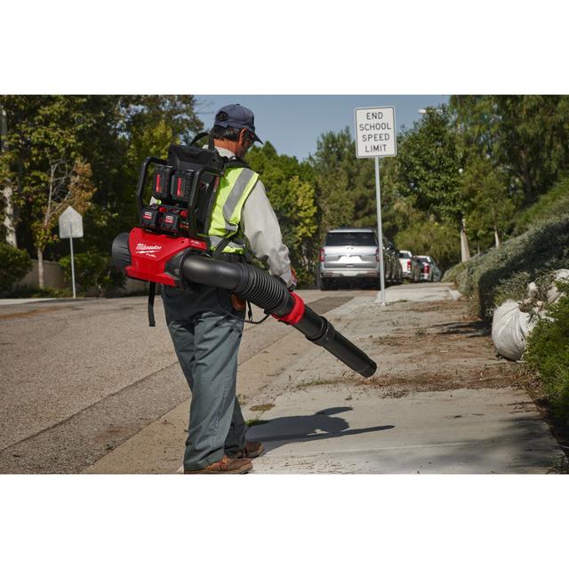 Milwaukee M18F2BPB-0 M18 FUEL Akku-Rucksackgebläse