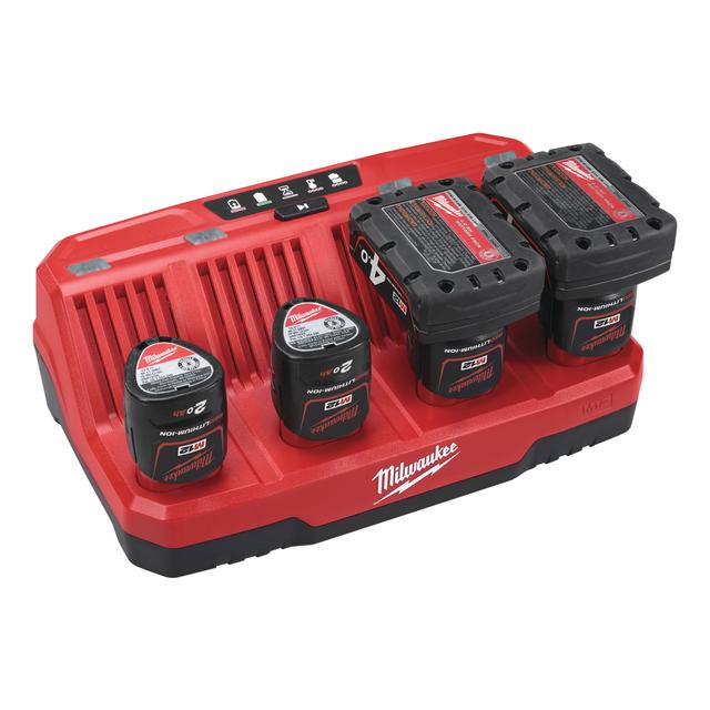 Milwaukee M12 C4 Multiladegerät