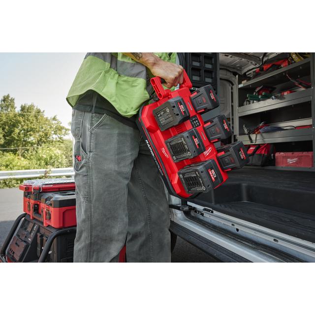 Milwaukee M18MPC6 PACKOUT Schnellladegerät