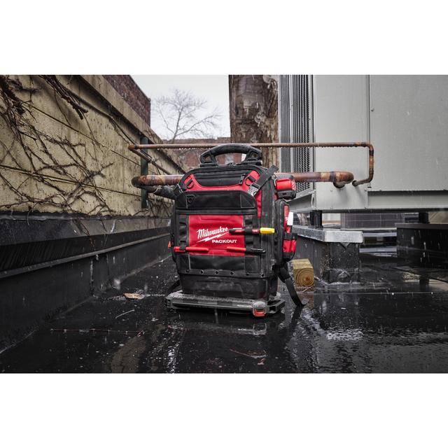 Milwaukee PACKOUT Rucksack verstärkt 630 x 430 x 230 mm