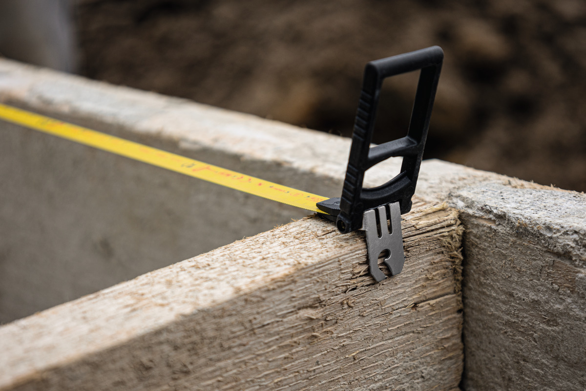 STABILA Kapselbandmaß LBM 2000 FIBREGLASS, 20 m, Glasfaser-Messband mit metrischer Skala und Knickschutz, Universalhaken, bruchsichere Kapsel, MID-Genauigkeit