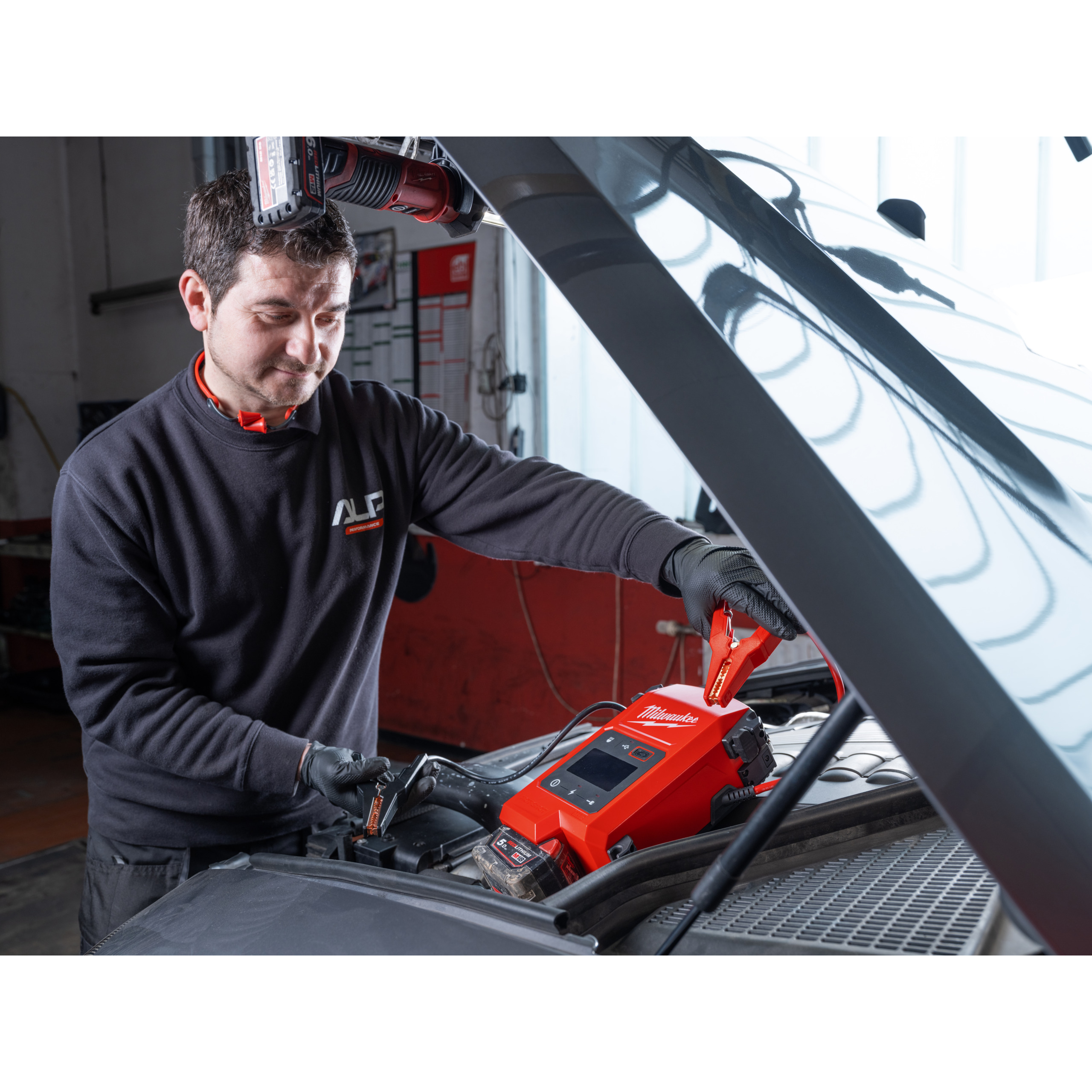 Milwaukee M18 JS2200-0 Akku-Starthilfe 2000 A