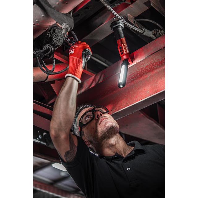 Milwaukee L4SL550-301 USB-Akku-Handstableuchte