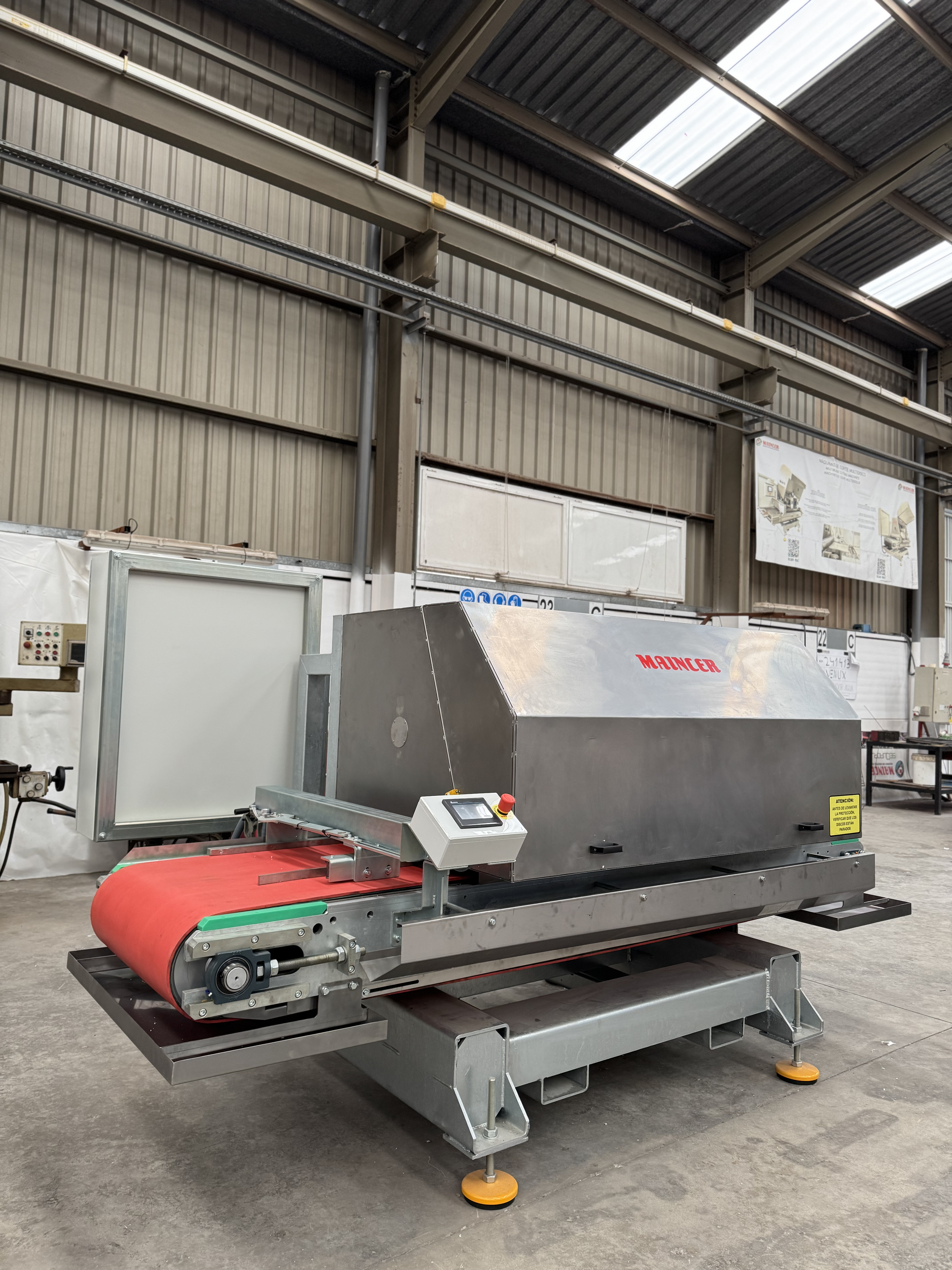 Maincer Sockelschneidmaschine MCE