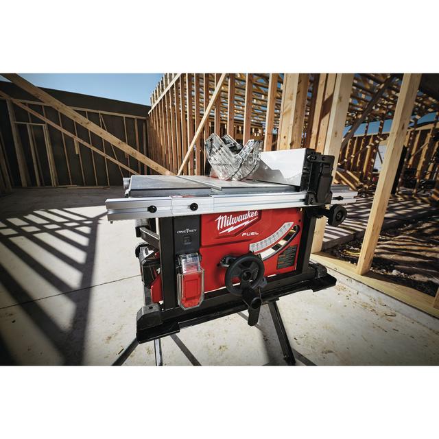 Milwaukee M18FTS210-0 M18 FUEL Akku-Tischkreissäge