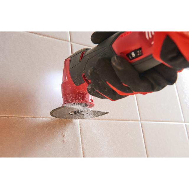 Milwaukee Multitool Starlock Sägeblatt Diamant bestückt zum Entfernen von Fugen 75 x 25 x 1,2 mm