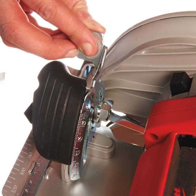 Milwaukee SCS65Q Kreissäge