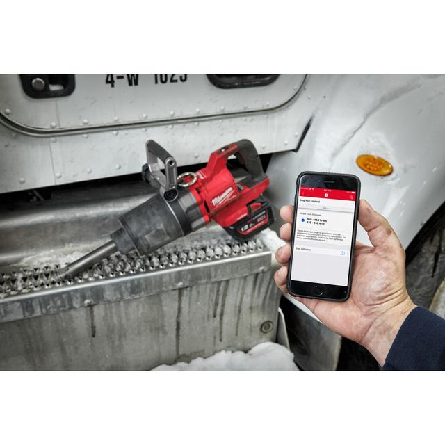 Milwaukee M18ONEFHIWF1D-0C M18 FUEL ONE-KEY 1˝-Akku-Schlagschrauber mit Sprengring und langem Schaft