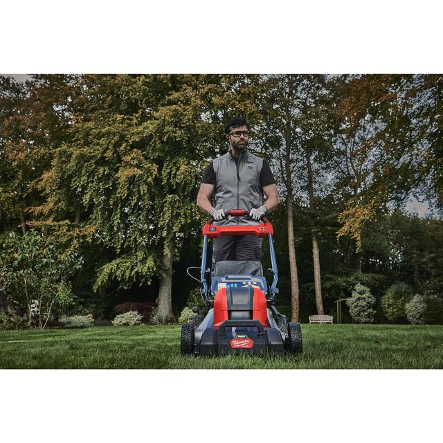 Milwaukee M18F2LM46-0 	
M18 FUEL Akku-Rasenmäher 46 cm