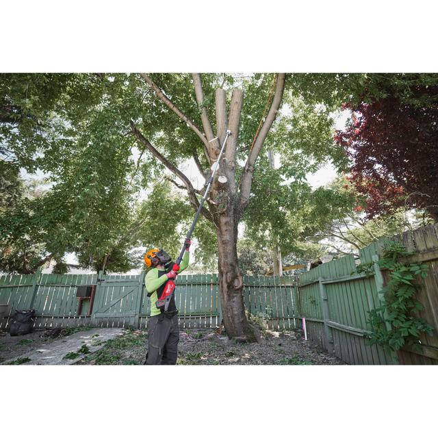 Milwaukee M18FTPS30 Akku-Teleskop-Astsäge 30 cm