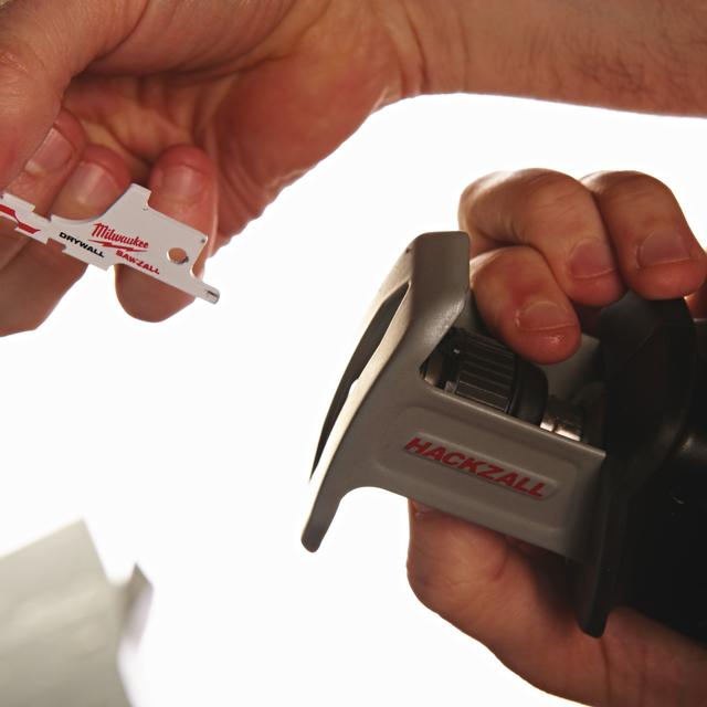 Milwaukee C12HZ-0 AKKU-KOMPAKT-SAEBELSAEGE