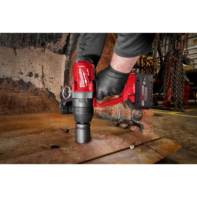 Milwaukee M18ONEFHIWF1-802X M18 FUEL ONE-KEY 1˝-Akku-Schlagschrauber mit Sprengring