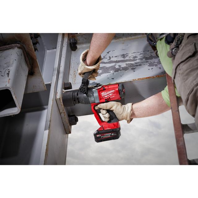 Milwaukee M18ONEFHIWF1-802X M18 FUEL ONE-KEY 1˝-Akku-Schlagschrauber mit Sprengring